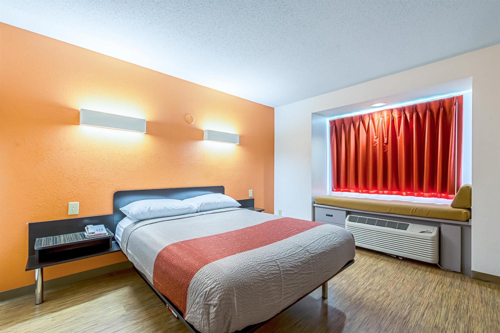 Motel 6 Indianapolis Carmel Екстер'єр фото