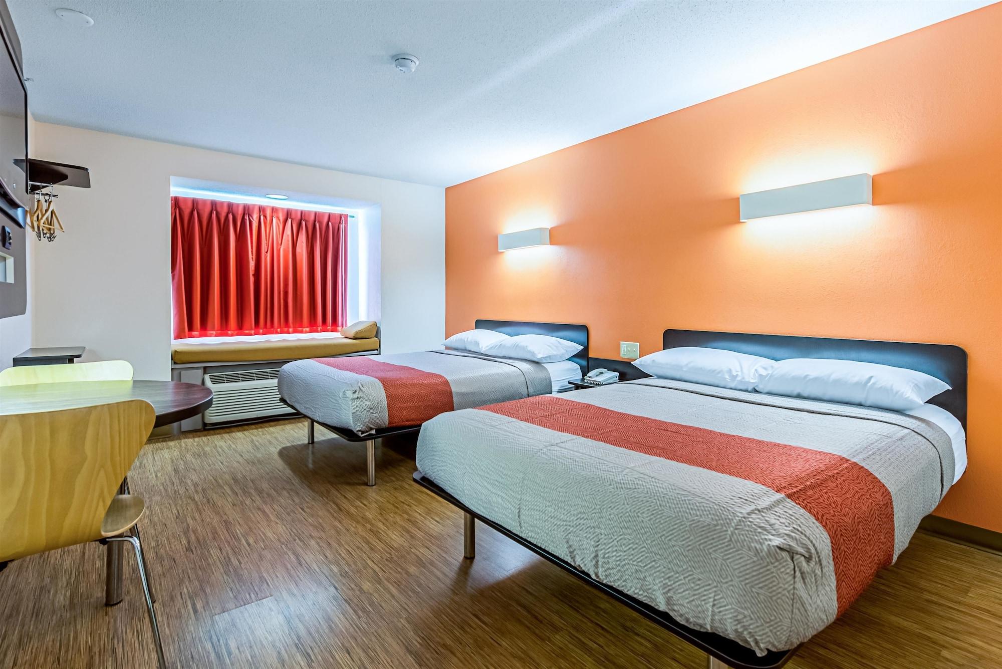Motel 6 Indianapolis Carmel Екстер'єр фото