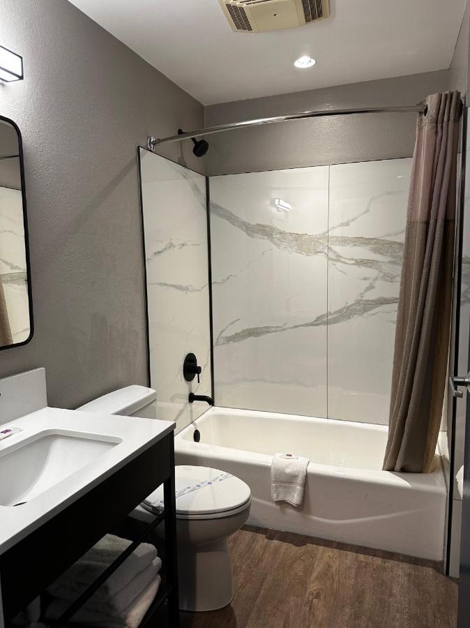 Motel 6 Indianapolis Carmel Екстер'єр фото
