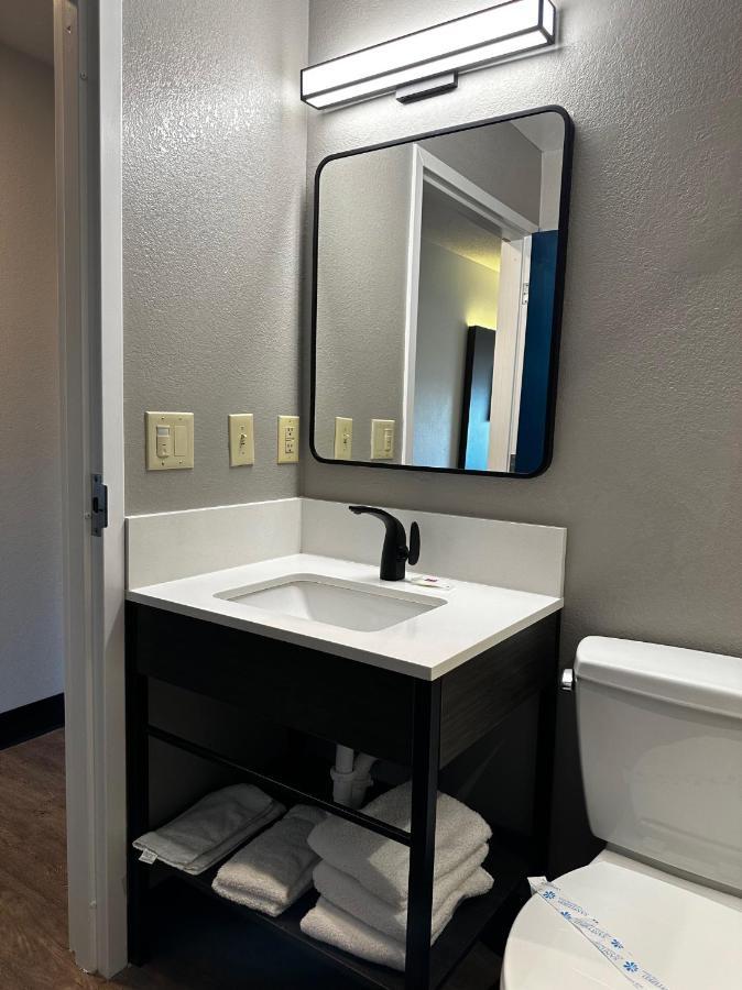 Motel 6 Indianapolis Carmel Екстер'єр фото