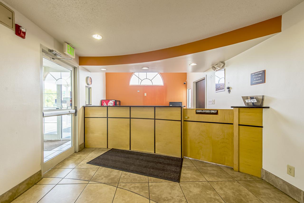 Motel 6 Indianapolis Carmel Екстер'єр фото