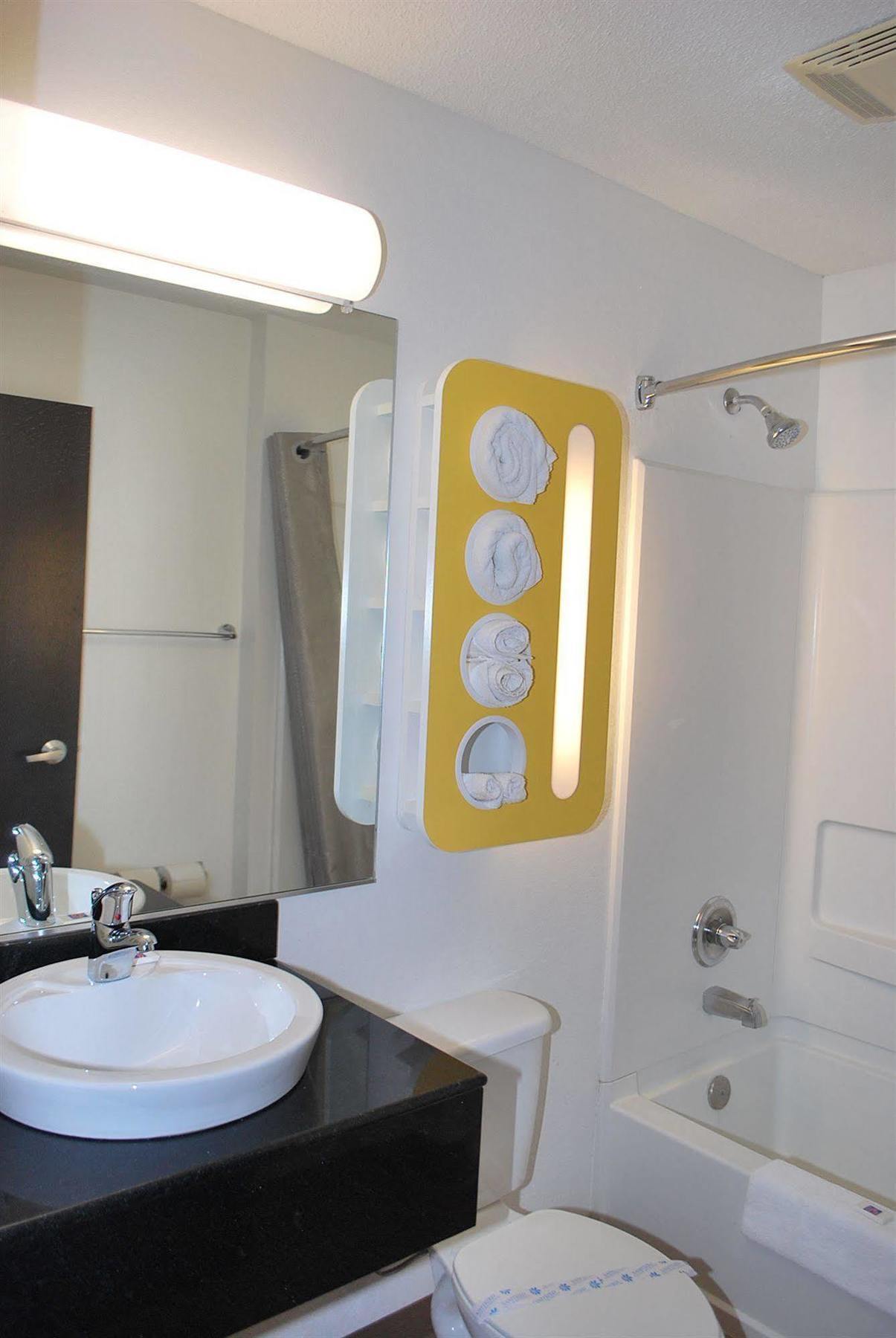 Motel 6 Indianapolis Carmel Екстер'єр фото
