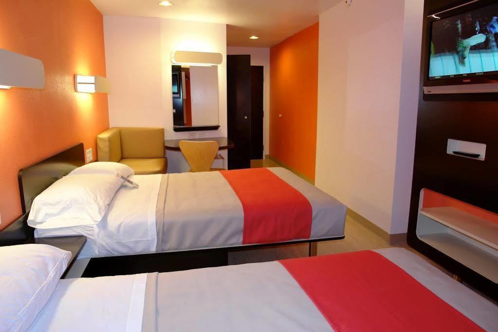 Motel 6 Indianapolis Carmel Екстер'єр фото